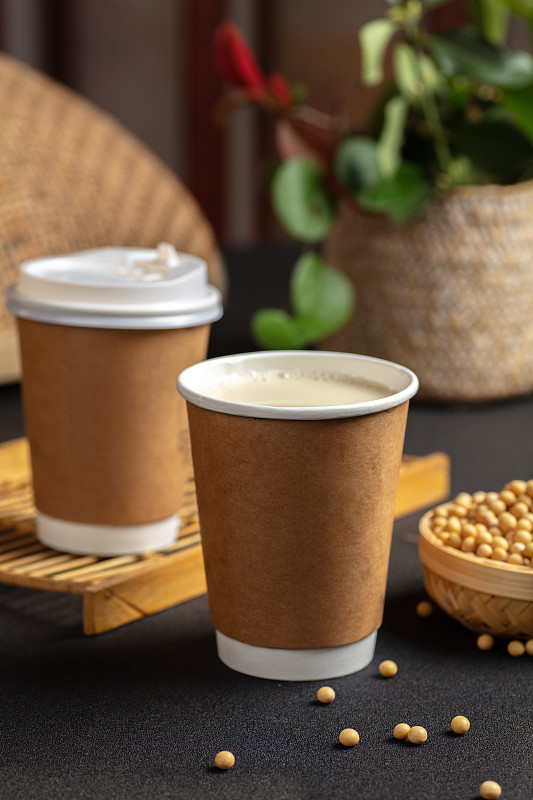 Multi‑spec custom soymilk paper‑cup sample display